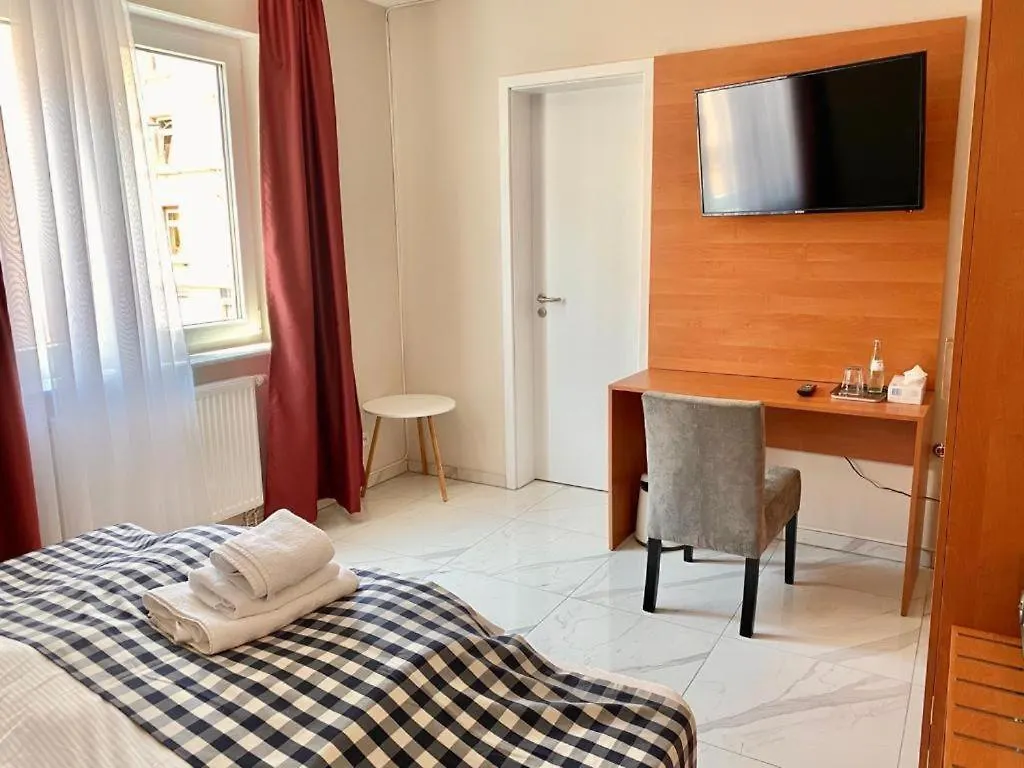 Hotel Emiliana Am Bahnhof Frankfurt am Main